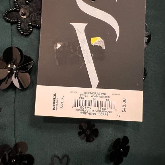 Beautiful teal Simply Vera embellished tank top size xl - Picture 3 of 5